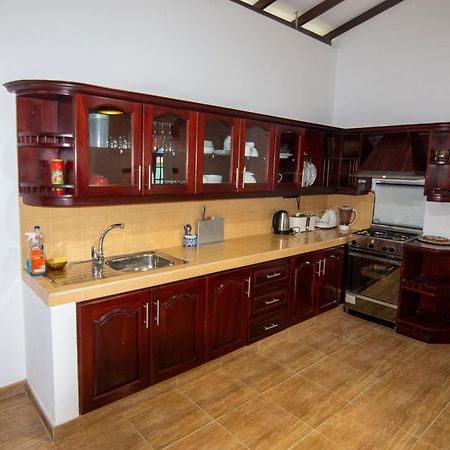 Green Villa Apartment Унаватуна Экстерьер фото